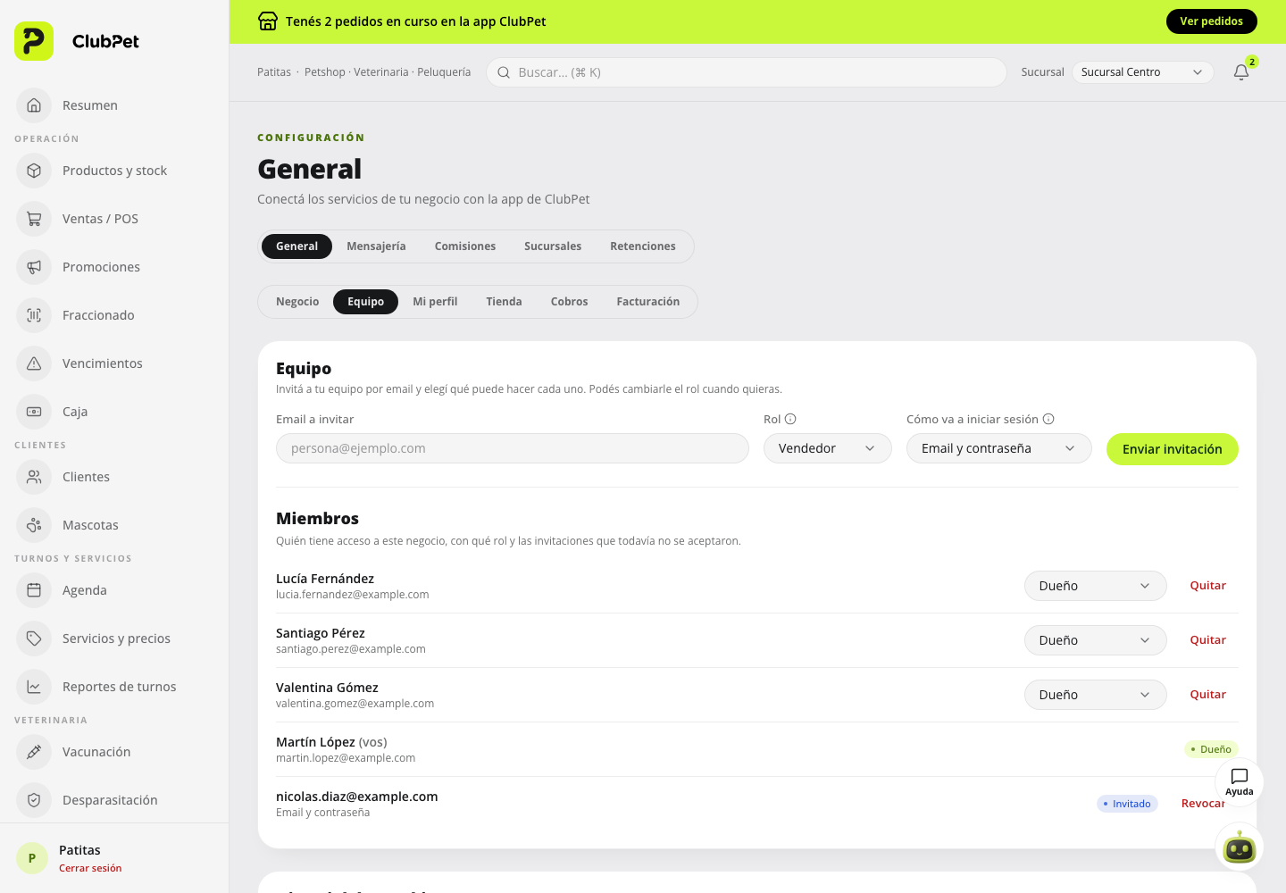 Equipo y permisos en ClubPet Negocios, con datos ilustrativos